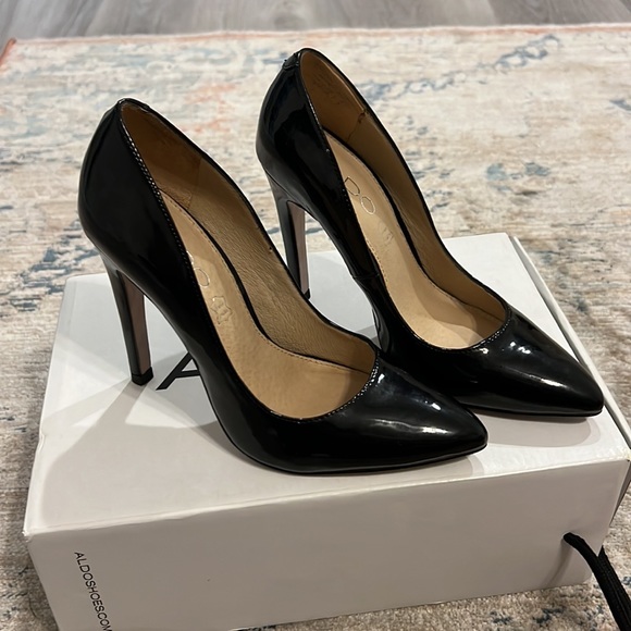 Black ALDO Heels - Picture 2 of 7